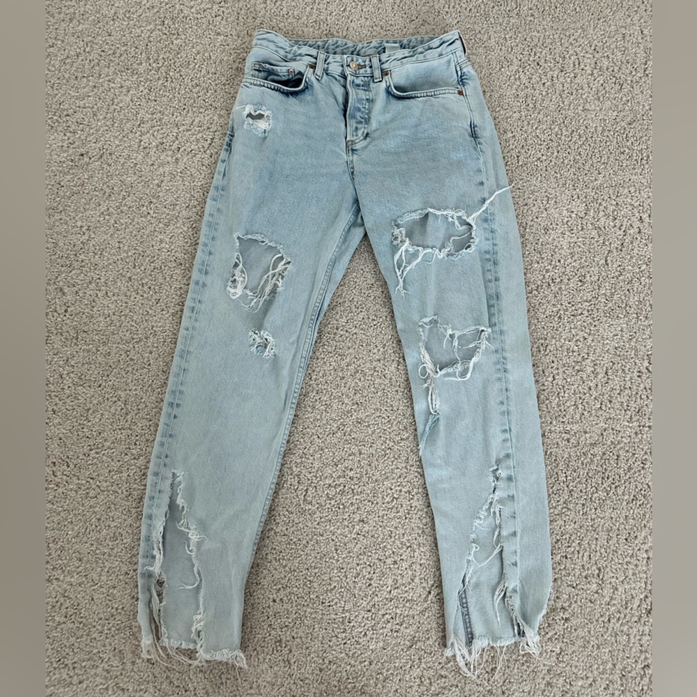 Distressed Light Blue Boyfriend Jeans